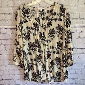 Fun 2 Fun 1x pullover blouse cream floral pleats work casual flattering